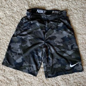Nike short